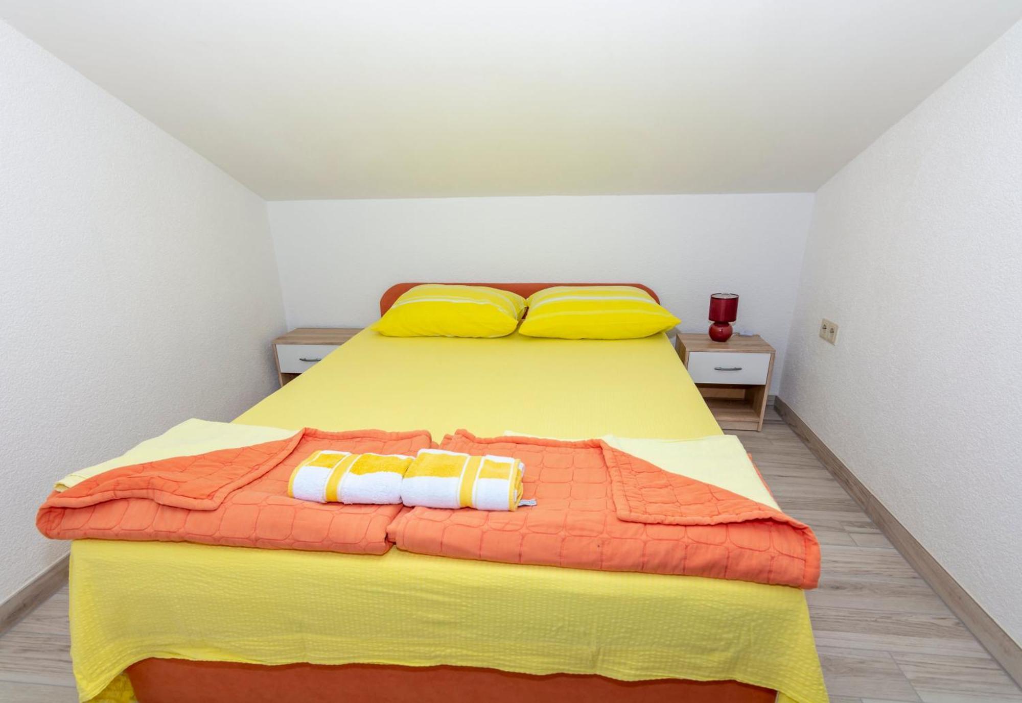Apartmani Filip 帕格 外观 照片